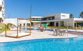 Makia Beach #C19 - Em Muro Alto Por Carpediem